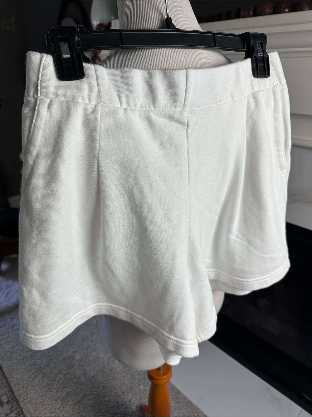 NWT Aerie White Sweat Shorts Size Medium